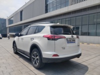 Toyota RAV4 2.0L CVT FWD Fashion Edition SUV 2018, 151 ch, atmosphérique, compacte 5 places, faible kilométrage, prête à l'exportation