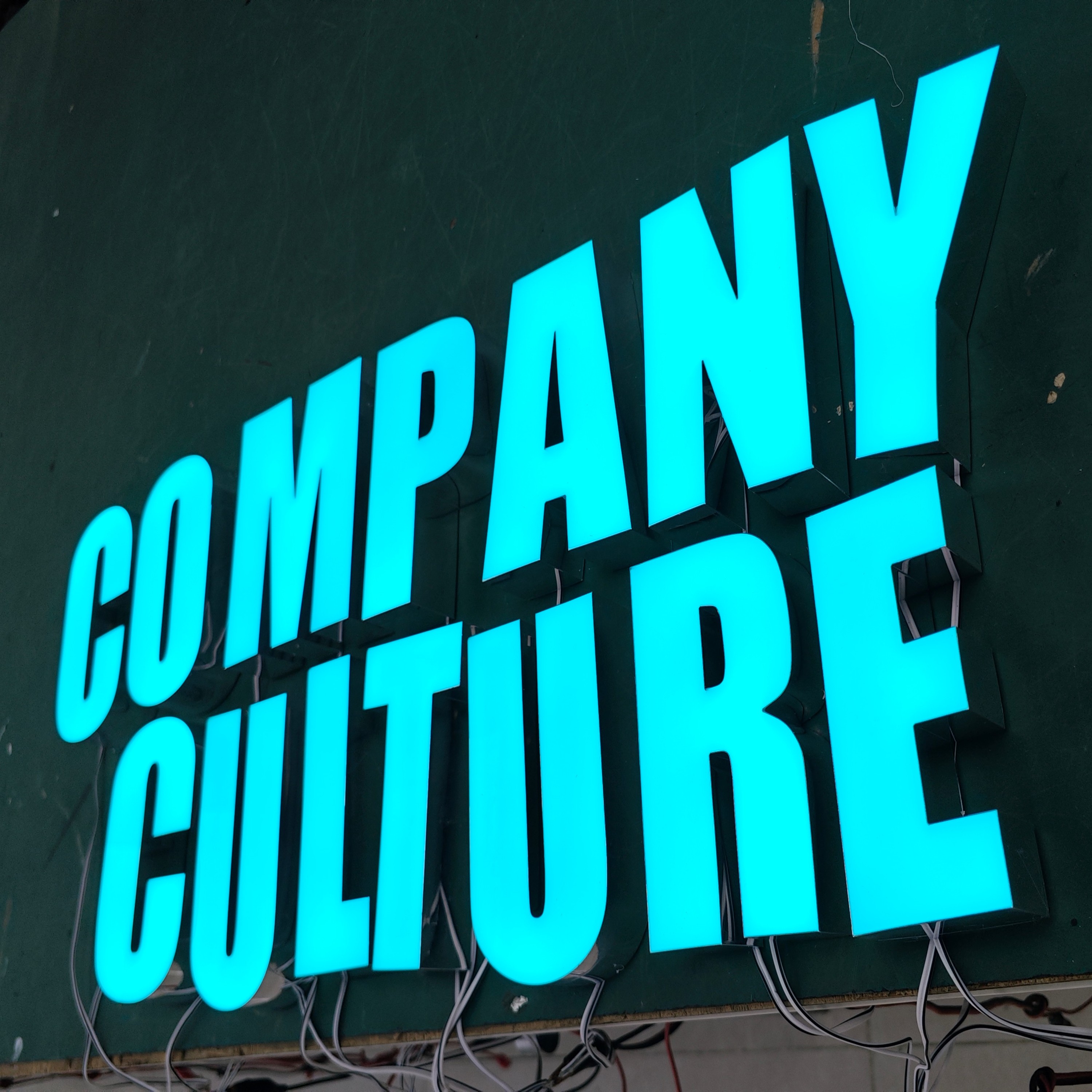 Electric Led Illuminated Sign 3ft Real Estate Electronic Neon Light Signs Wall Art Letters Signage Led Billboards for Sale · image 5