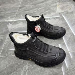 Nouvelles Bottes de Travail Montantes Polyvalentes en Cuir Véritable et Laine Tendance pour Hommes 2026 - Product Image 6