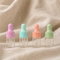 Ästhetische Mini-Kosmetik-Tropfflaschen mit Pastellfarbenen Silikon-Tropfern