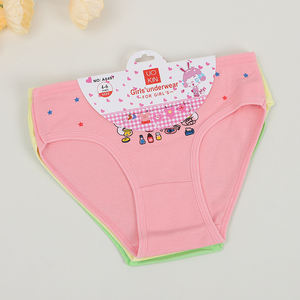 UOKIN Atacado de Fábrica Pacote com 12 Peças Calcinhas Infantis de Algodão Estampadas com Personagens para Meninas de 4 a 10 Anos e Adolescentes - Product Image 2