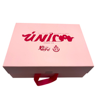 Boîte d'emballage pliable magnétique de luxe rose avec logo personnalisé Boîtes d'expédition en carton à fermeture magnétique pour chaussures vêtements vêtements