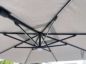 Venta caliente 3x3M Roma Parasol Roman Umbrella LED Sun Light Patio al aire libre para sombreado de jardín Hoteles plegables Muebles de exterior - Product Image 6