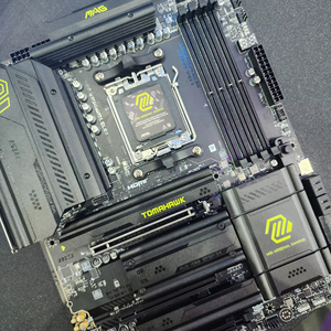 Placa Base para Computadora M-S-I, Compatible con M-A-G X870 Tomahawk WiFi/ X870 Ace/ X870 Unify, 4x DDR5, para Juegos, Procesador, Placa Base de Escritorio para PC - Product Image 1