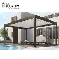 Pergola motorisée en aluminium à lames orientables avec revêtement en poudre antirouille pour terrasse extérieure en zone côtière