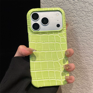เคสโทรศัพท์หนังจระเข้แท้ทำมือ สำหรับ iPhone 14 15 16 17 Plus, เคส iPhone 17 Pro Max น่ารักสไตล์จระเข้ พร้อมเข็มกลัด - Product Image 5