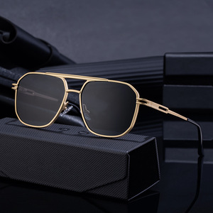 Lunettes de soleil carrées pour hommes KSL-98279, verres PC UV400, monture dorée, pour l'extérieur, emballage boîte - Product Image 1