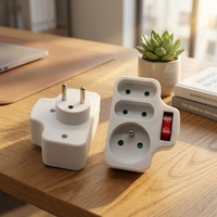 Adaptateur de prise de type français Selamp avec interrupteur 1X16A+2X6A 230V Max 3680W Protection des enfants Matériel PP Prise 3 voies IP20 NF