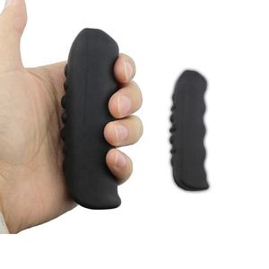 Venta al por mayor de electrodos de baja frecuencia de mano Tens Terapia física Conductividad Masajeador de manos - Product Image 1