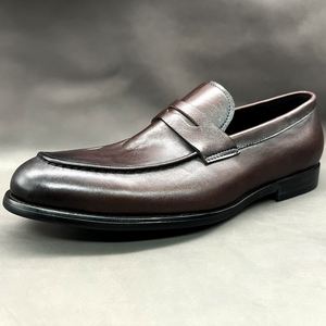 2025 New Men's Best-selling Wash Retro-style Loafers Men Slip-on Leather Casual <b>Shoes</b> Men Abrasion Resistance <b>Driving</b> <b>Shoes</b> - Product Image 5