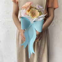 Sac à fleurs en forme de nœud, matériau d'emballage pour fleurs fraîches, boîte à fleurs pour une seule rose pour la Saint-Valentin, sac à fleurs pour arrangement floral avec baguette magique