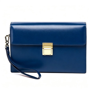 Borsa a busta da uomo all'ingrosso OEM ODM, con chiusura a patta, lucchetto quadrato in metallo e cinturino da polso, borsa a mano da ufficio per gentiluomini - Product Image 1