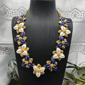 Blue Crystal Collar Necklaces Flower Statement Necklaces for Women Floral Antique Costume Jewelry Necklaces