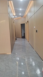 Panel de pared de aluminio con imitación de madera ignífuga, acabado no inflamable, forma personalizable, utilizado para la construcción de paredes exteriores. - Product Image 4
