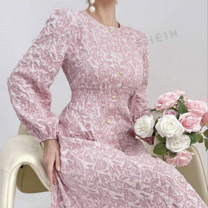 Telas tejidas de poliéster Jacquard para hacer elegantes vestidos de Jacquard de cintura fruncida con manga de primavera y verano de estilo vacacional - Product Image 1