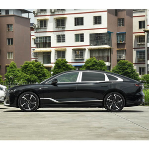 Voyah Zhiguang, Veicolo di Marca Cinese alla Moda, Amato e Apprezzato, di Alta Qualità - Product Image 4