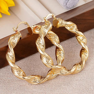 Pendientes de Aro Hb Cole Golden Twisted, Oro Sólido de 18K, Estilo Clásico, para Uso Diario de Mujeres - Product Image 4