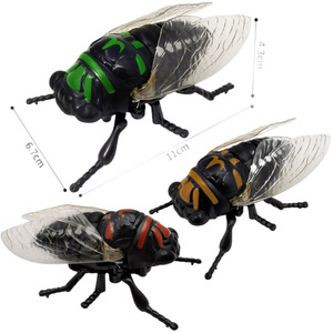 Juguete de cigaña de plástico que brilla en la oscuridad, insecto de juguete realista de 11 cm para niños de 5 a 7 años - Product Image 1