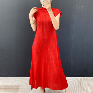Vestido Plisado Miyake Estilo Casual PY con Cuello Redondo y Manga Corta, Largo hasta la Rodilla, Color Liso, Ropa Occidental para Mujer, Venta al por Mayor - Product Image 2