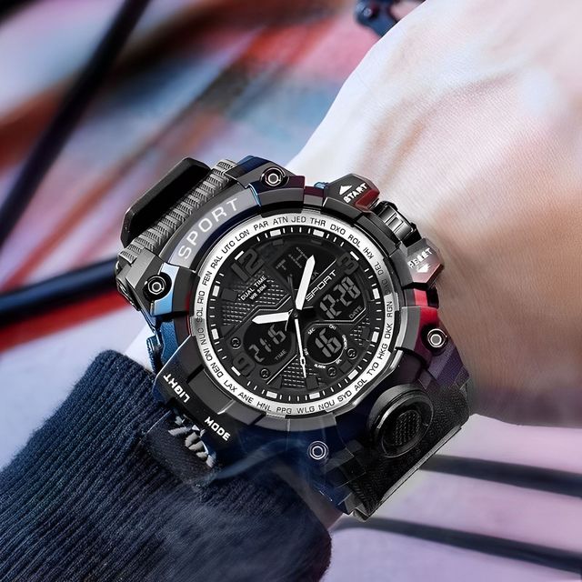 Men's LED Digital Sports Watch, Chronograph, Business Fitness Electronic Multifunctional Fashion Watch, Silicone Strap