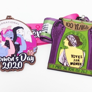 Medallas Personalizadas Modernas de Metal Antiguo con Logotipo Deportivo, para Maratón, Día de la Mujer, en 3D, de Aleación de Zinc, con Forma de Corazón - Product Image 5