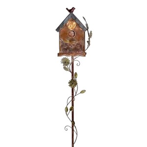 Nichoir en métal de qualité supérieure résistant aux intempéries pour petits oiseaux, abri de nidification et décoration de jardin, disponible à la vente - Product Image 1
