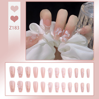 Faux ongles à presser forme cercueil moyenne, 24 pièces, avec base rose nude, French manucure pailletée, fleur 3D, nœud et perle, en ABS, pour filles