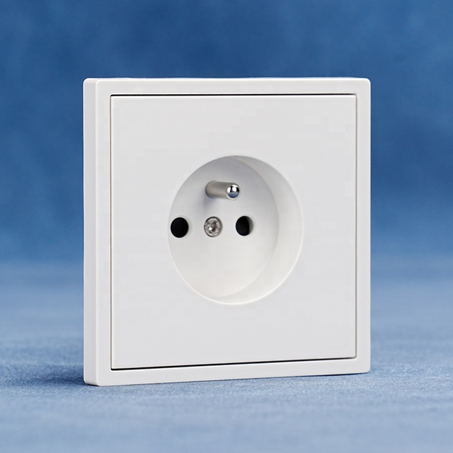 250V 16A 2P+T Electrical Power Plugs And Sockets Z Series Fashion Design Decorate French Socket With Grounding