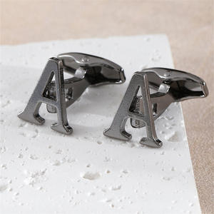 Gemelos de uñas de manga francesa creativa para hombres al por mayor, pistola exclusiva transfronteriza, aleación negra KERONG 26 letras en inglés - Product Image 6