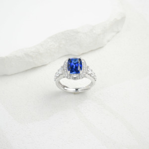 Bague ajustable en argent sterling 925 avec saphir bleu, saphir simulé bleu royal taille coussin avec halo en zircon cubique, pour fiançailles et mariage de luxe - Product Image 4