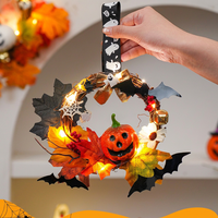 Bouquet de fleurs de citrouille décorées pour Halloween, idéal pour l'aménagement de scènes de fête et comme cadeau pour les activités de maternelle.