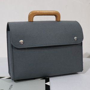 Borsa tote in tessuto non tessuto <span class=keywords><strong>con</strong></span> manico in legno e chiusura a patta per donna - Product Image 6