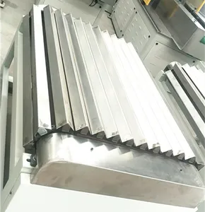 Automatic paper edge board angle protector machine