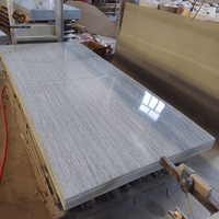 Plaque de marbre PVC brillante et durable, résistante aux UV, pour projets commerciaux