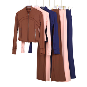 Set Yoga di Lusso con Logo, Stesso Marchio DF, Giacca e Leggings da Donna, Altamente Elastico, Traspirante, Tessuto Morbido come Burro, Cerniera Dorata - Product Image 4