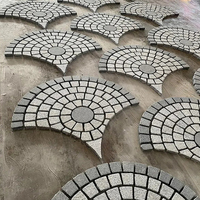 Dalles de granit naturel à motif festonné gris, modernes, pour l'extérieur, la terrasse, la voie d'accès, découpées sur mesure pour applications extérieures