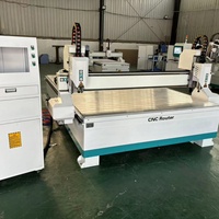 Routeur CNC 3.2KW 1325 à refroidissement par eau, machine de travail du bois 1300*2500*200MM, commande NcStudio, 1 broche, 3 axes, facile à utiliser