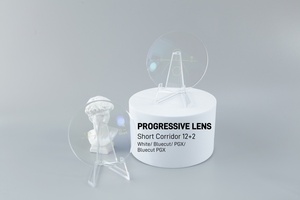 Danyang 1,56 Revestimiento HMC verde progresivo 12 + 2MM Lente transparente Azul CR39 Material Recubrimiento EMI Gafas de corrección de miopía - Product Image 4