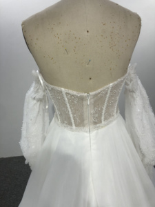 <span class=keywords><strong>Robe</strong></span> <span class=keywords><strong>de</strong></span> <span class=keywords><strong>mariée</strong></span> <span class=keywords><strong>moins</strong></span> chère perles épaules dénudées en tulle à manches longues <span class=keywords><strong>robe</strong></span> <span class=keywords><strong>de</strong></span> <span class=keywords><strong>mariée</strong></span> ligne A sur mesure - Product Image 4