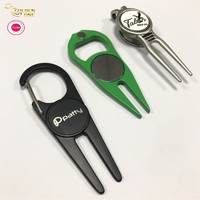 Offre Spéciale logo personnalisé accessoires de réparation pliables outils magnétiques de golf divot en métal avec marqueur de balle