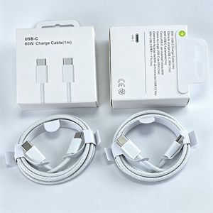 Cable de carga USB-C a USB-C de 1m y 60W, cable de carga rápida trenzado universal para iPhone 15/16/17 - Product Image 1