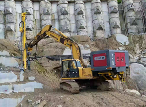 Heavy Duty diesel-powered thủy lực <span class=keywords><strong>Rock</strong></span> khoan tập tin đính kèm 45Hz khoan tần số Max.50m Khoan sâu máy xúc 8-30 KHAI THÁC MỎ - Product Image 3