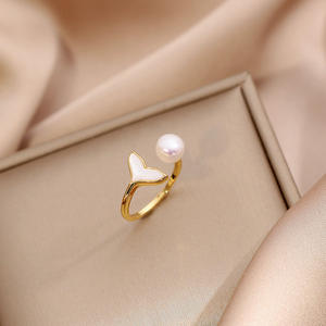 Anillo de Perlas Naturales de Agua Dulce de 4-6 mm para Mujer, Hermoso Diseño de Cola de Pez en Plata 925, Original, Moderno y con Personalidad - Product Image 1