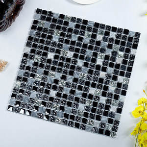 Moderne Piastrelle di Lusso in <span class=keywords><strong>Mosaico</strong></span> di Cristallo Nero con Design a <span class=keywords><strong>Mosaico</strong></span> Quadrato di Foshan per Decorazione Murale - Product Image 4