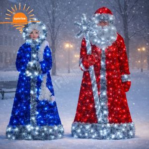 Décoration de Noël LED extérieure 3D de qualité supérieure, motif personnalisé Père Noël et Mère Noël, figurines lumineuses pour les fêtes commerciales - Product Image 3