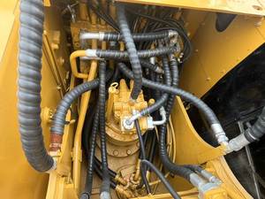 Excavatrice sur chenilles d'occasion CAT 320D Caterpillar 320D de 20 tonnes de haute qualité, d'occasion, en bon état, certifiée CE, provenant du Japon, à vendre - Product Image 5