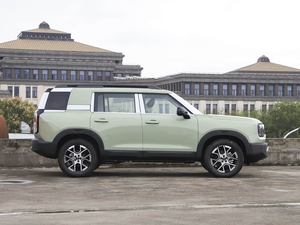 2026 Beijing BJ30 Traveler 1.5T Híbrido SUV Avanzado |   Interior de Primera Calidad |   Rines de Aleación de 19 Pulgadas |   Listo para ADAS - Product Image 1