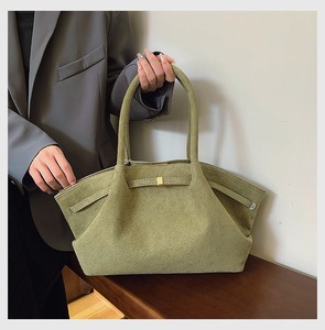 Borse a Mano da Donna di Tendenza in Pelle Scamosciata Personalizzate Borse da Shopping in Camoscio da Donna - Product Image 1