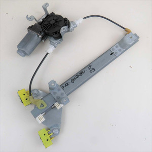 Alzacristalli Posteriore Sinistro Usato per Nissan Qashqai Mk1 2006-2014 (53644) - Product Image 1