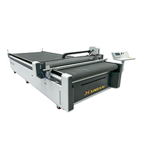 Fabrieksdirect automatische toevoer CNC vibrerende mes voor het snijden van stoffen